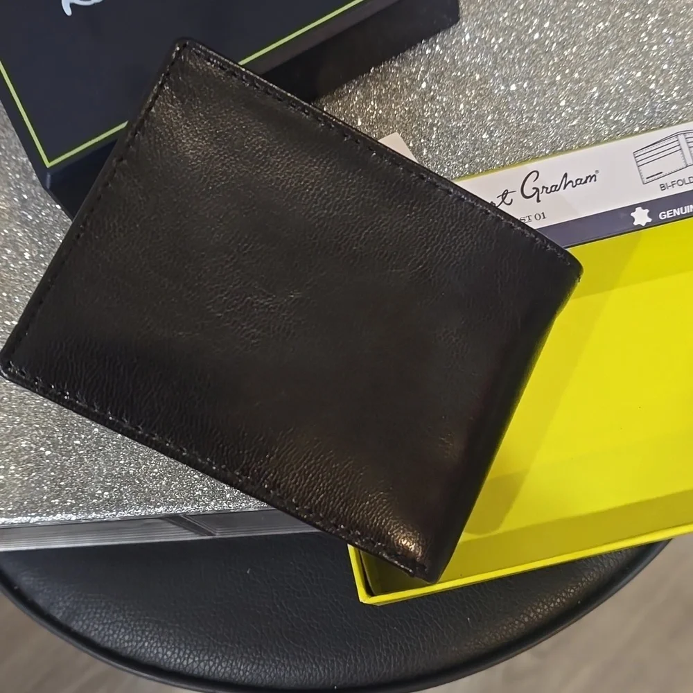 Robert Graham Natter Leather Bi-Fold Wallet- Black